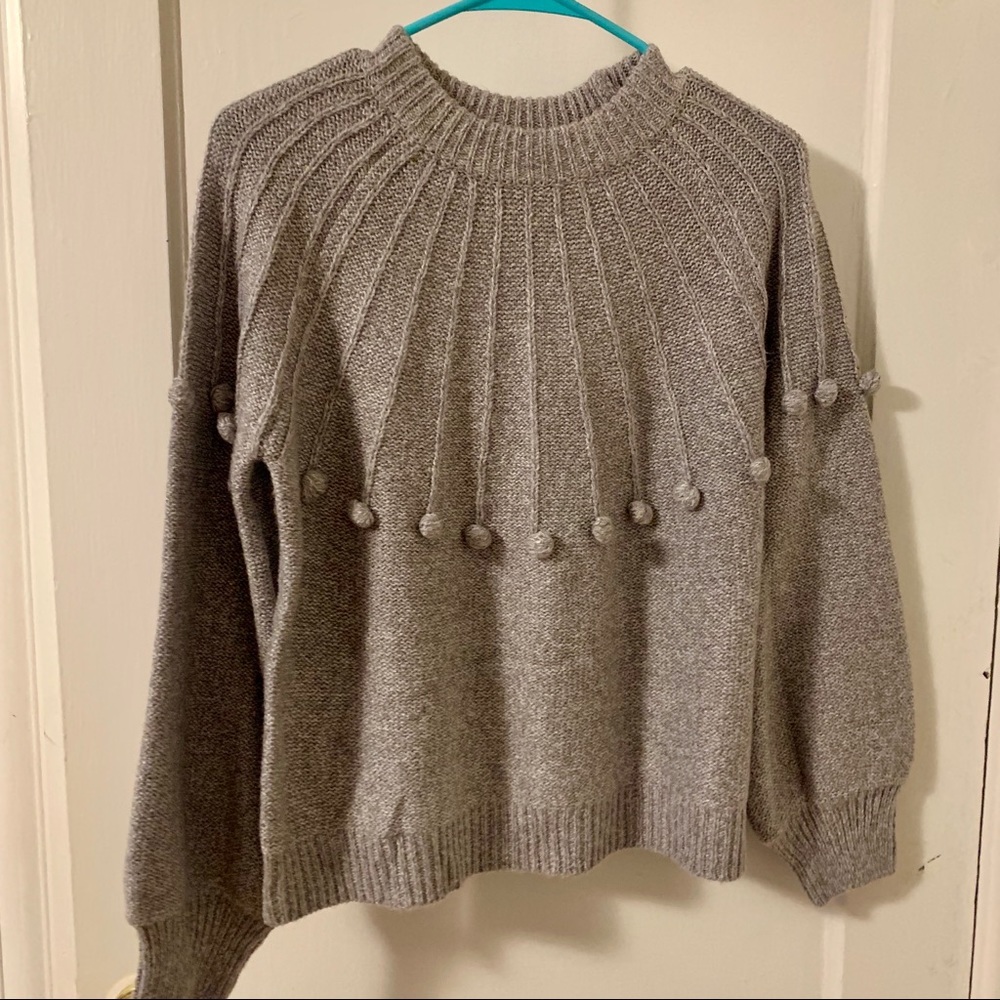 Super cute! Gray Pom Pom sweater like new